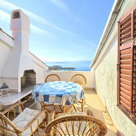 Apartment With Parking Space Njivice, Krk - 20543